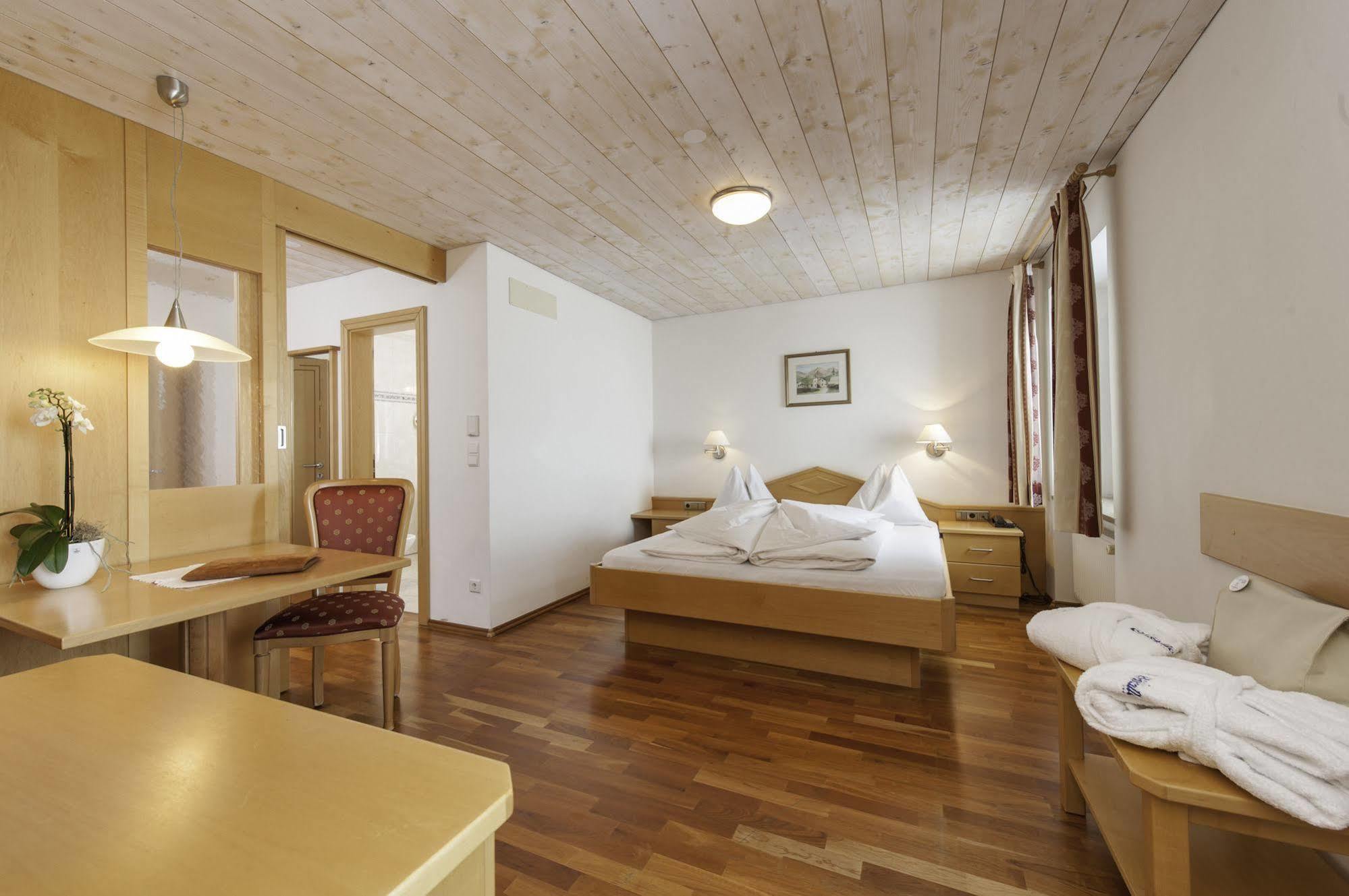 Hotel Gampen Solda Esterno foto