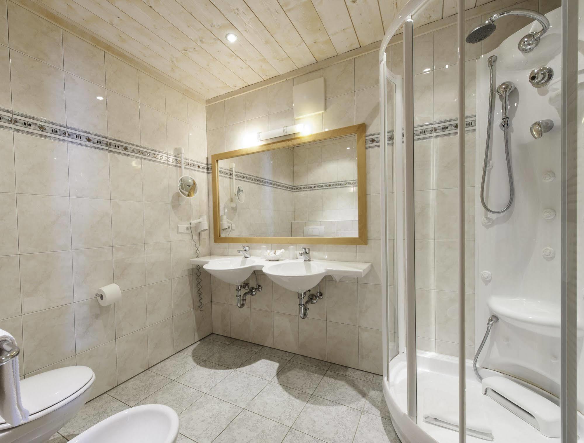 Hotel Gampen Solda Esterno foto
